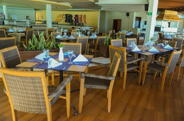 Impressive Resorts Spas Punta Cana Restaurant 2